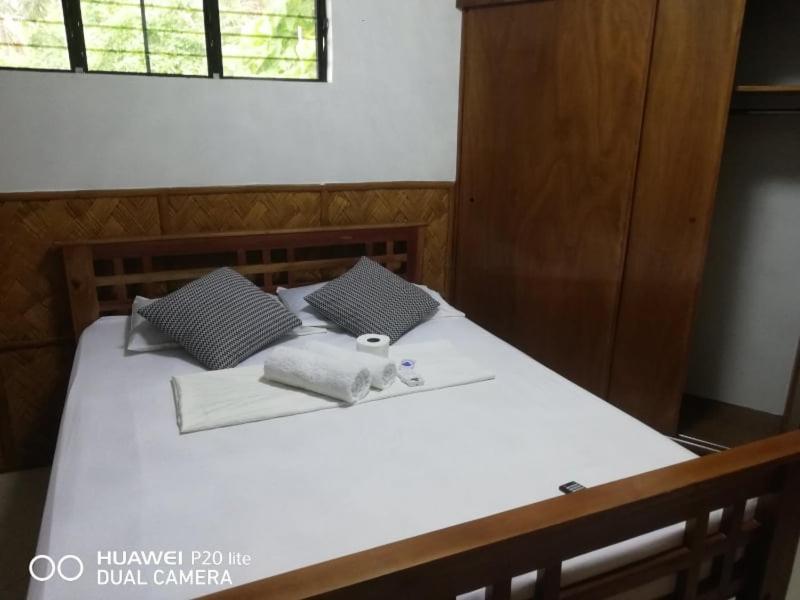 Villa De Pico Highland Beach Resort Puerto Galera Luaran gambar